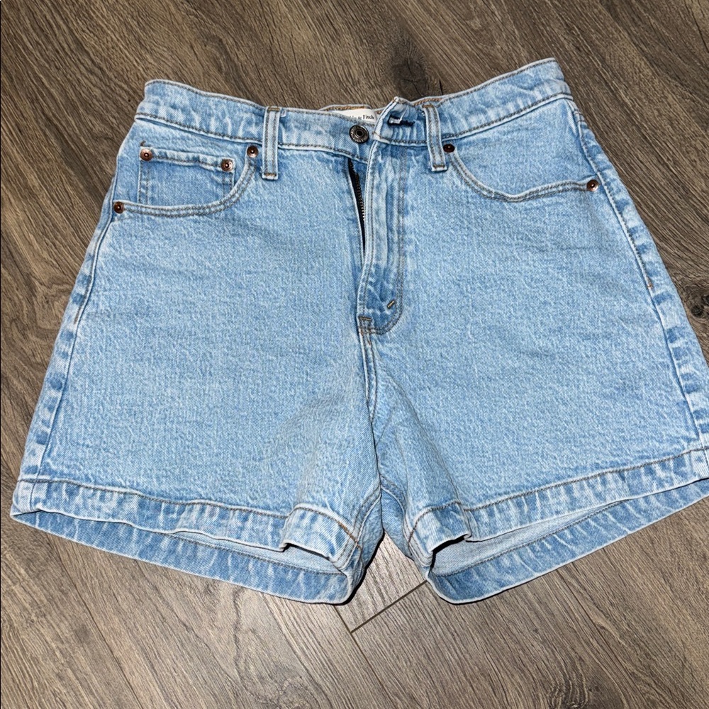 Abercrombie Curve Love Dad Shorts